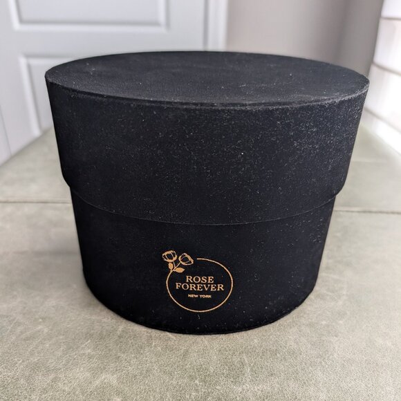 Rose Forever Preserved Roses - Picture 3 of 7